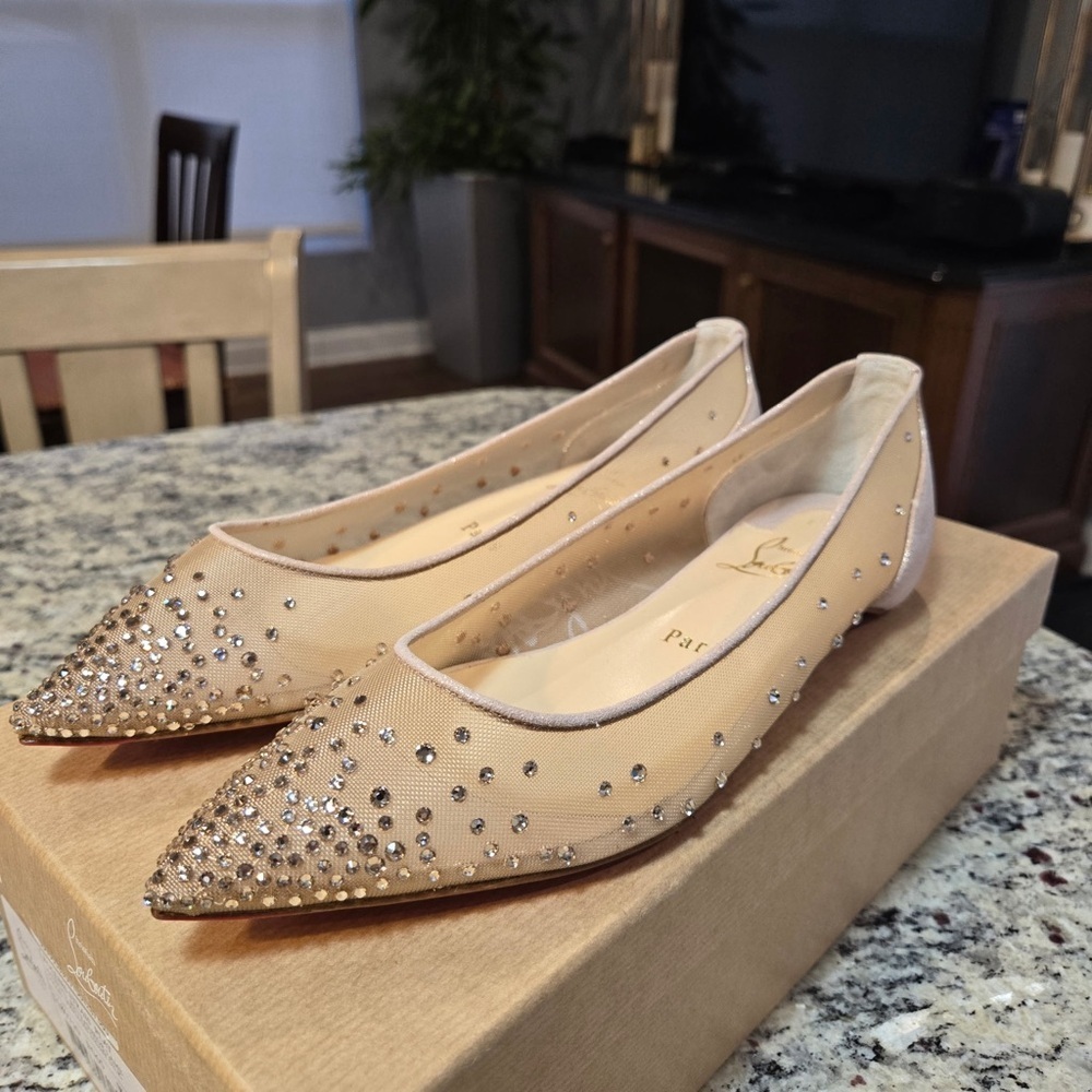 NEW Christian Louboutin Follies Strass Nude Flats Size 37.5